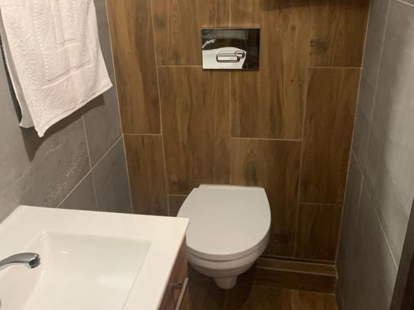 Apartmány City 2 : photo 7 de la chambre chambre double avec terrasse