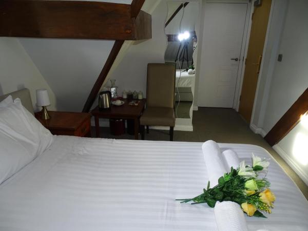 Milverton Hotel : photo 3 de la chambre chambre double avec salle de bains privative