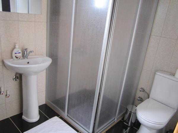 Kervan Hotel Pendik : photo 2 de la chambre chambre quadruple