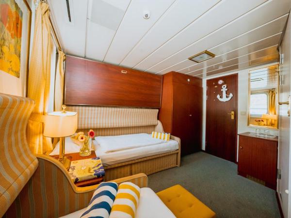 River hotel KÖNIGSTEIN : photo 5 de la chambre chambre lits jumeaux supérieure