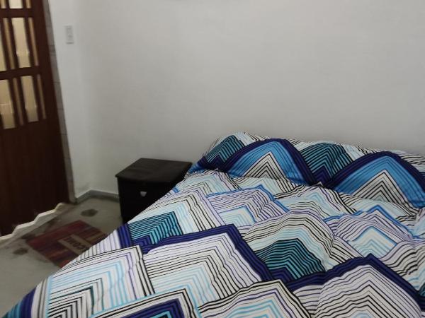 Hotel Gutierrez : photo 9 de la chambre chambre double avec salle de bains privative