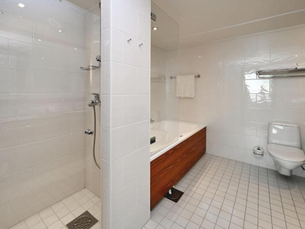 Crowne Plaza Helsinki - Hesperia, an IHG Hotel : photo 8 de la chambre suite lit king-size club exécutive - non-fumeurs