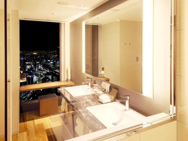 Nagoya Prince Hotel Sky Tower : photo 4 de la chambre deluxe corner twin room with club lounge access