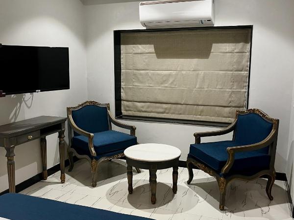 Ratnawali - A Vegetarian Heritage Hotel : photo 7 de la chambre chambre lit king-size supérieure