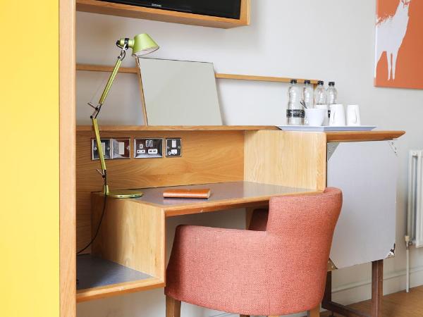 Cairn Hotel & Apartments : photo 7 de la chambre chambre familiale