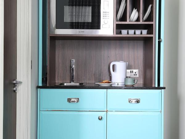 Cairn Hotel & Apartments : photo 9 de la chambre studio