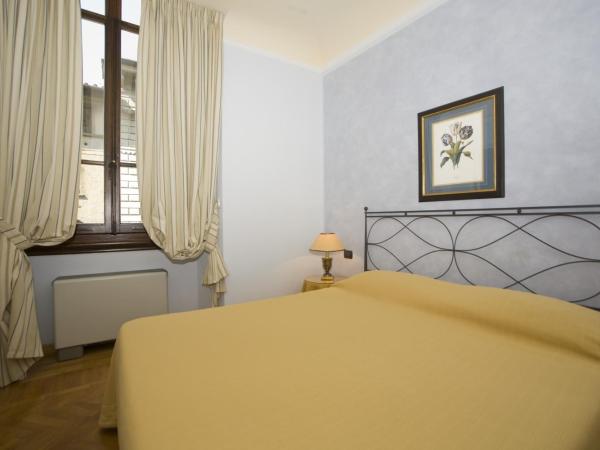 Palazzo Gamba Apartments al Duomo : photo 2 de la chambre appartement 2 chambres - vue sur dôme de cathédrale (4 adultes)