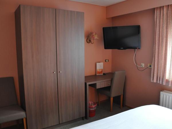 Hotel Louisa : photo 2 de la chambre petite chambre double standard