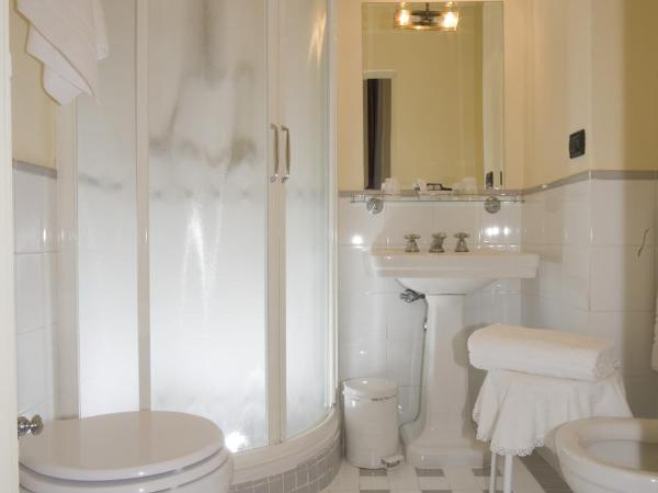 Palazzo Gamba Apartments al Duomo : photo 4 de la chambre appartement 2 chambres - vue sur dôme de cathédrale (4 adultes)