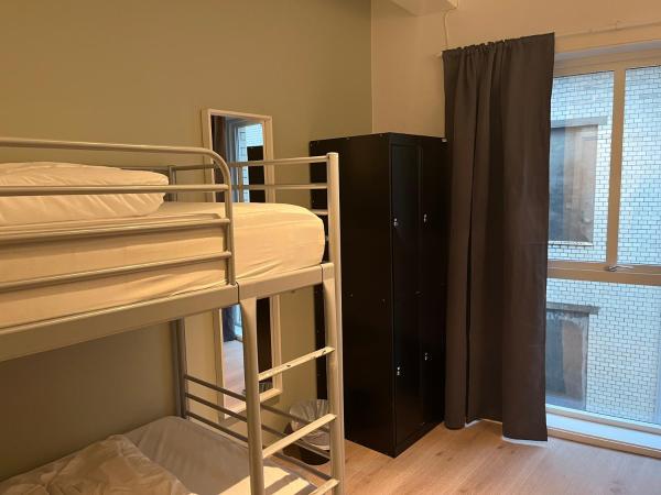 City Hostel Bergen : photo 10 de la chambre lit dans dortoir pour hommes de 4 lits
