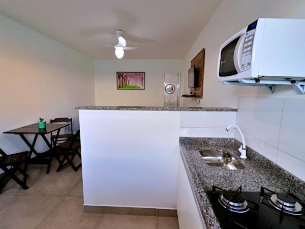Búzios Conforto Guest House - 450 metros Rua das Pedras : photo 4 de la chambre chambre quadruple