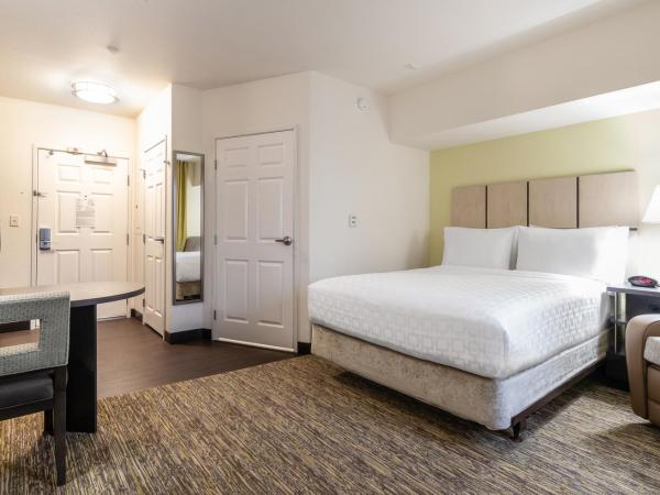 Candlewood Suites Portland Airport, an IHG Hotel : photo 3 de la chambre suite standard