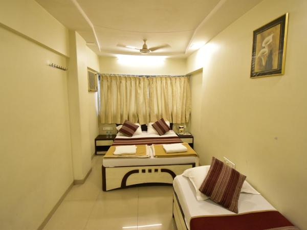 Hotel Kalpana Palace, Mumbai : photo 6 de la chambre chambre triple confort avec douche