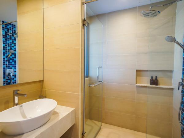 Seabed Grand Hotel Phuket - SHA Extra Plus : photo 7 de la chambre chambre double ou lits jumeaux supérieure