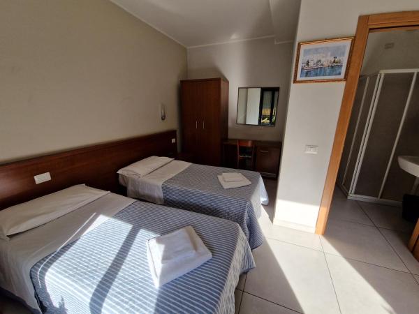 Hotel Bonola : photo 1 de la chambre chambre double