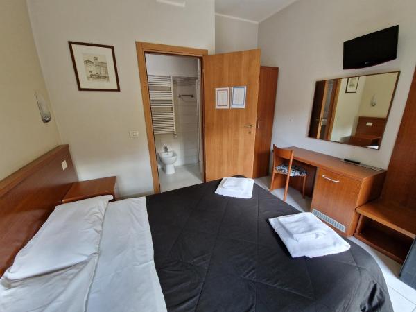 Hotel Bonola : photo 2 de la chambre chambre double