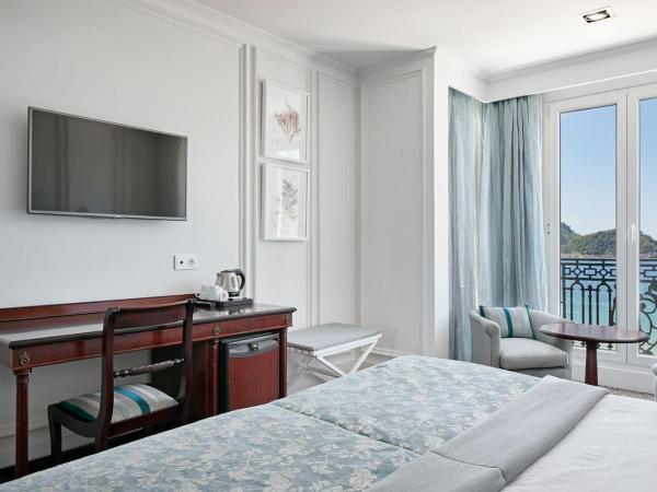 Hotel de Londres y de Inglaterra : photo 3 de la chambre chambre double ou lits jumeaux classique - vue sur mer