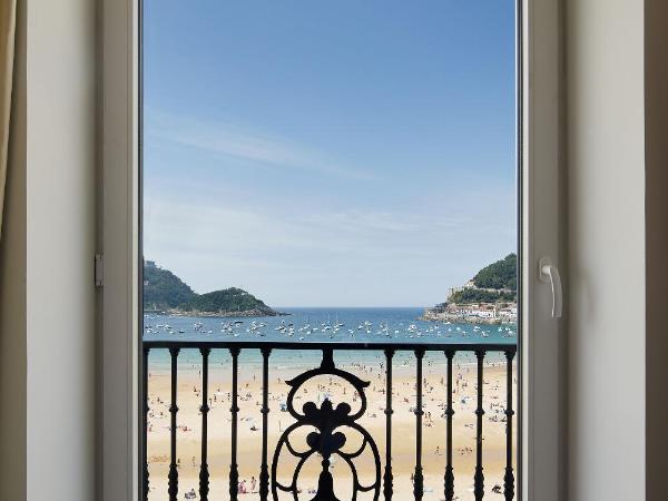 Hotel de Londres y de Inglaterra : photo 1 de la chambre petite chambre double - vue sur mer 