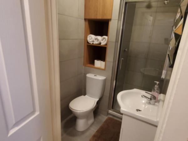 KGT House : photo 4 de la chambre chambre deluxe double ou lits jumeaux