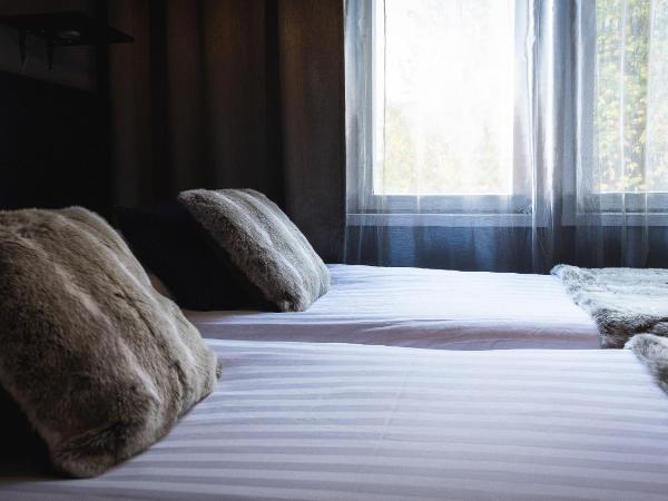 Hotel Golden Circle Suites : photo 2 de la chambre suite supérieure avec sauna