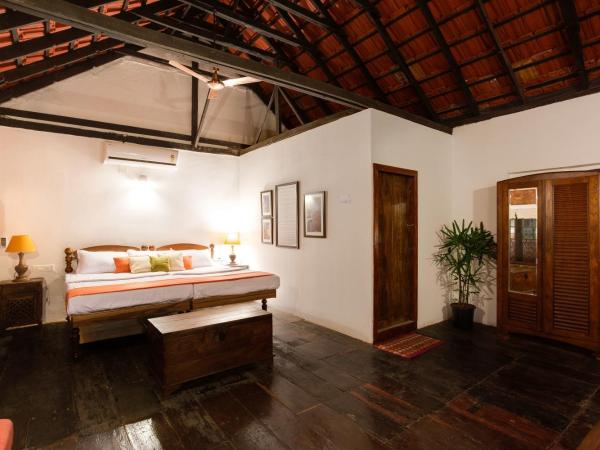 Niyati - Boutique Stay : photo 6 de la chambre suite deluxe avec lit king-size