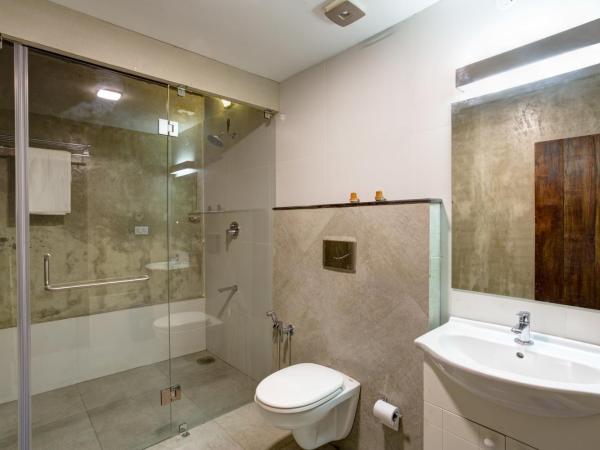 Niyati - Boutique Stay : photo 1 de la chambre suite deluxe avec lit king-size