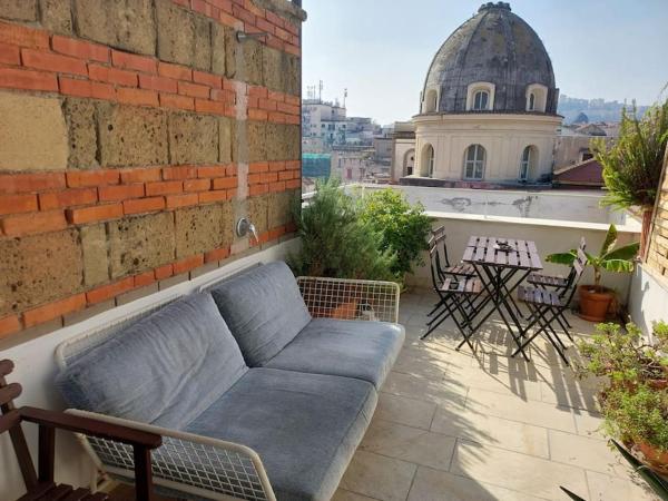 Naples in the history 4M : photo 3 de la chambre appartement avec terrasse