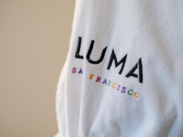 LUMA Hotel San Francisco - #1 Hottest New Hotel in the US 2023 : photo 7 de la chambre chambre lit king-size deluxe