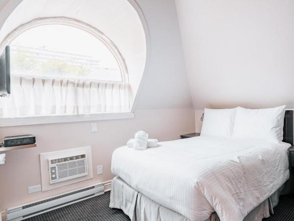 Hotel de Paris Montreal : photo 5 de la chambre chambre lit double Économique