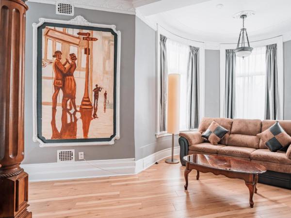 Hotel de Paris Montreal : photo 4 de la chambre chambre lit king-size de luxe