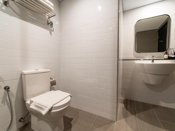 Travelodge Ipoh : photo 6 de la chambre chambre lit queen-size deluxe