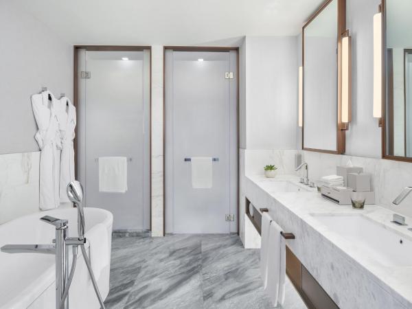 Address Grand Creek Harbour : photo 4 de la chambre city view deluxe room king - complimentary lagoon access