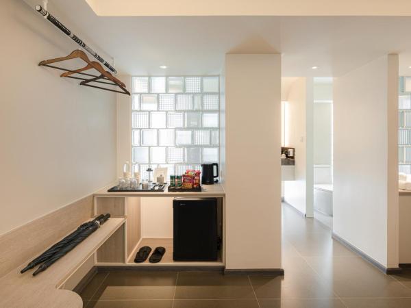 YANH Ratchawat Hotel : photo 5 de la chambre chambre lit king-size deluxe