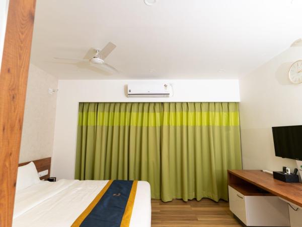 Regal Suites : photo 3 de la chambre chambre double avec balcon