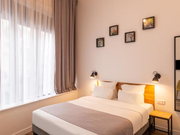 Hotel Terre Neuve : photo 2 de la chambre chambre double classique - rez-de-chaussée