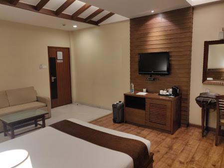 Hotel Jewel of Chembur : photo 2 de la chambre chambre exécutive uniquement