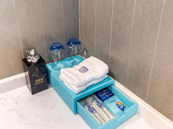 LanOu Hotel Wuhan CapitaMall Wusheng Road Metro Station : photo 6 de la chambre chambre double deluxe 