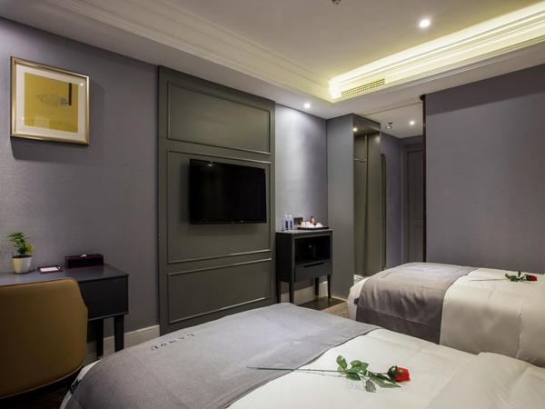 LanOu Hotel Wuhan CapitaMall Wusheng Road Metro Station : photo 7 de la chambre chambre lits jumeaux deluxe 