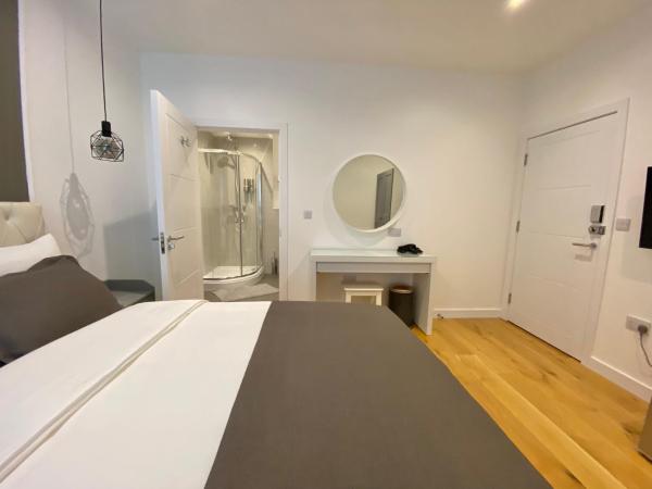 Goodwin St : photo 2 de la chambre chambre double avec balcon