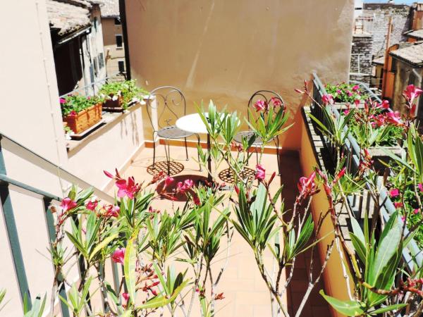 Hotel Signa : photo 1 de la chambre chambre double ou lits jumeaux avec terrasse