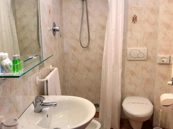 Hotel Signa : photo 5 de la chambre chambre double ou lits jumeaux avec terrasse