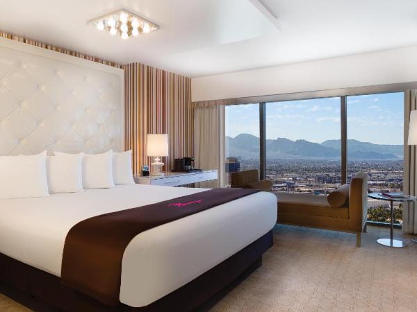 Flamingo Las Vegas Hotel & Casino : photo 1 de la chambre chambre lit king-size go - vue sur ville - non-fumeurs