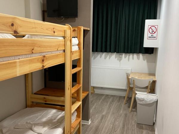 Hostel-Centrum : photo 5 de la chambre chambre lits jumeaux Économique