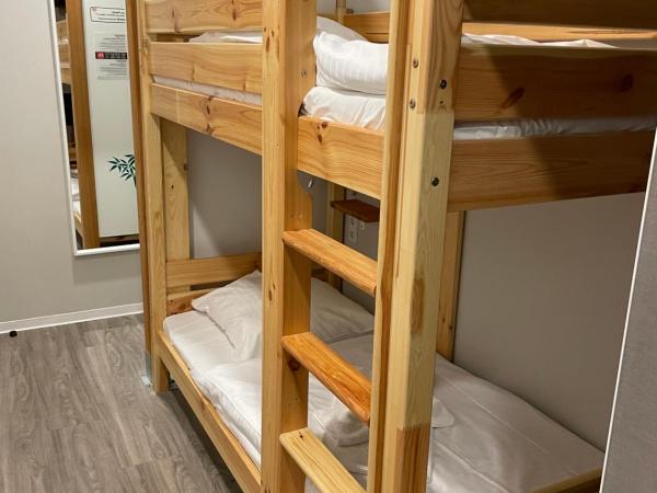 Hostel-Centrum : photo 6 de la chambre chambre lits jumeaux Économique