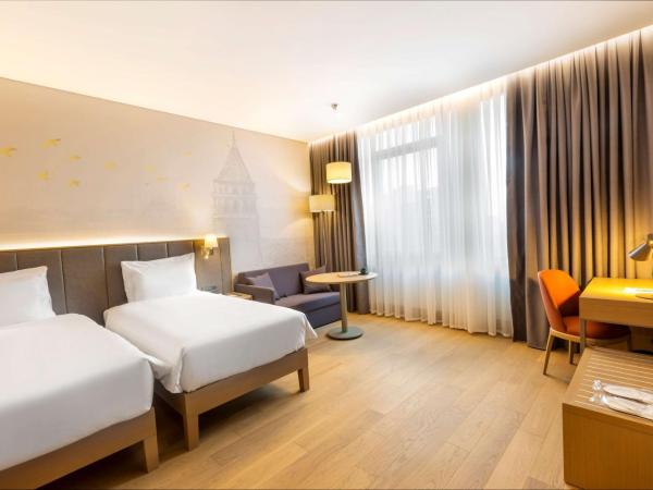 Radisson Hotel Istanbul Harbiye : photo 3 de la chambre suite junior avec vue sur le bosphore