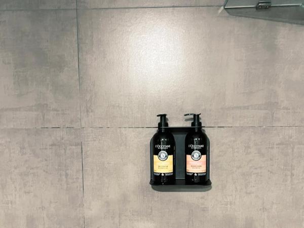 Sydney Boutique Hotel : photo 2 de la chambre chambre lit king-size avec balcon