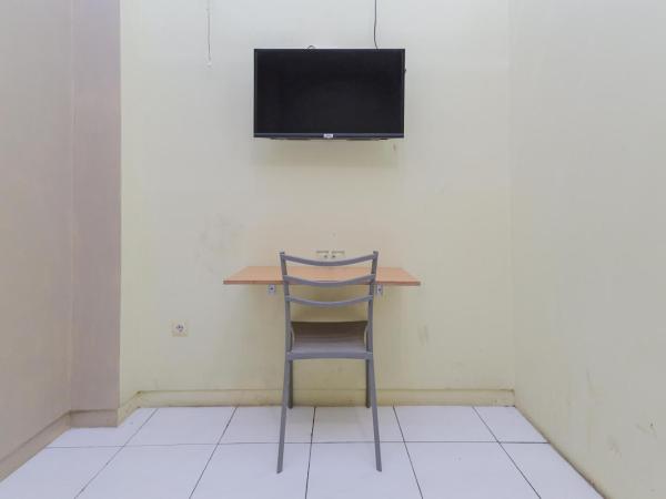 RedDoorz near BG Junction Surabaya : photo 6 de la chambre chambre deluxe