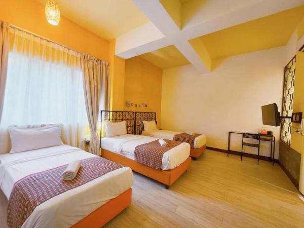 Langit Langi Hotel @ Port Dickson : photo 3 de la chambre chambre triple deluxe