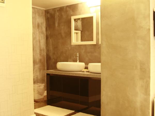 Crib 49 Guesthouse - Foreigner only : photo 4 de la chambre chambre triple