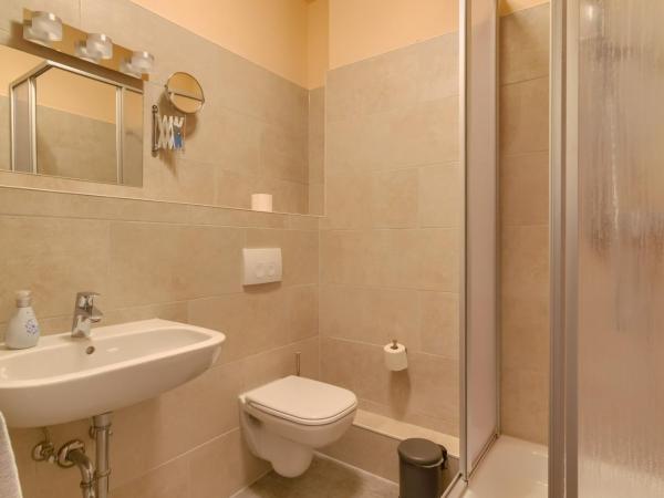 Hostel Mondpalast : photo 1 de la chambre chambre lits jumeaux